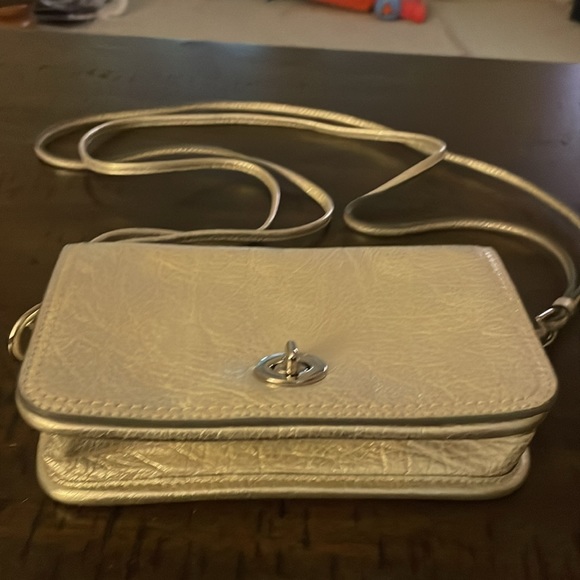 Crossbody like new coach bag - Picture 3 of 9